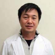 Dr. 荒木 基晴