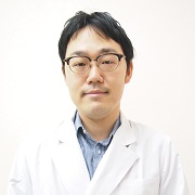 Dr. 名内